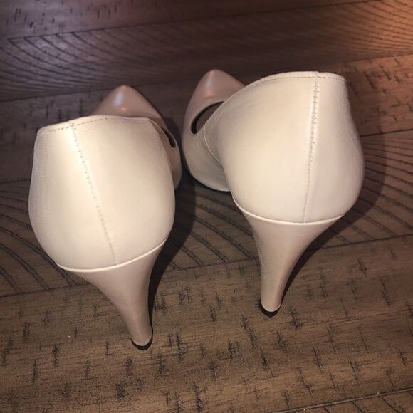 Charles Jordan Leather Semi Point Pumps Made in France 🇫🇷 4” heel SEXY! - Picture 10 of 17